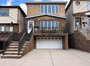 110 Lexington Ave, Bayonne, NJ 07002