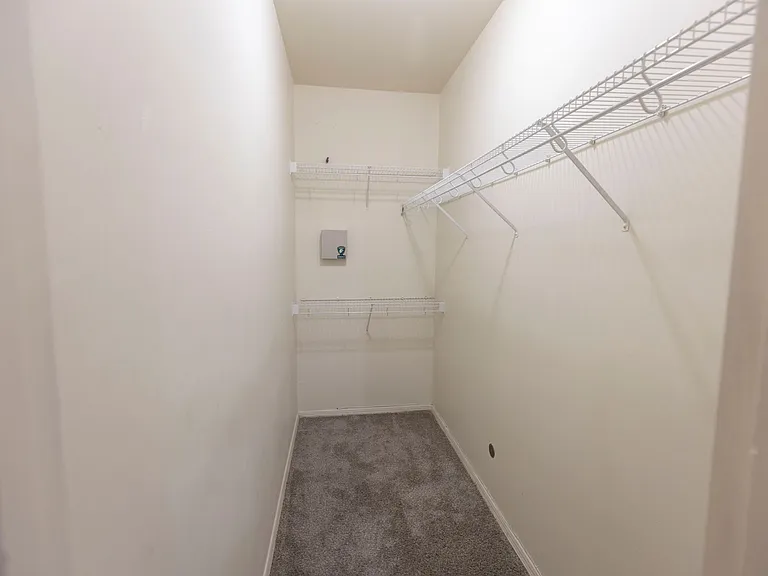 1635 Spruce Ave — Photo 26