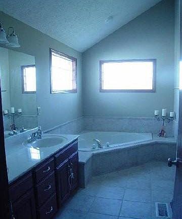 5th image of 3205 Piney Creek Dr