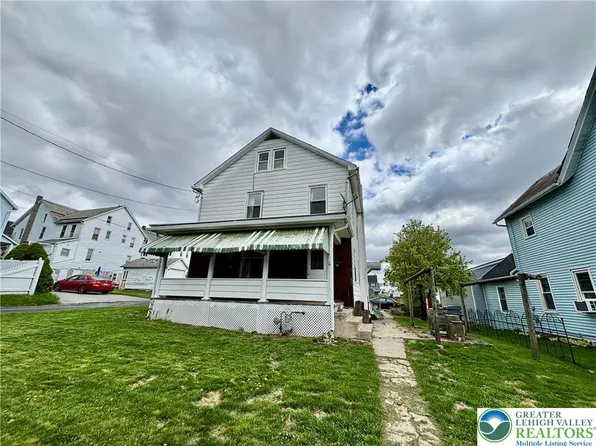 14 S Lobb Ave, Pen Argyl, PA 18072