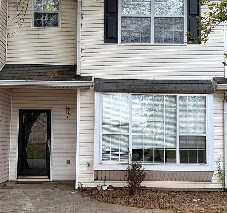 1st image of 2371 Brianna Dr