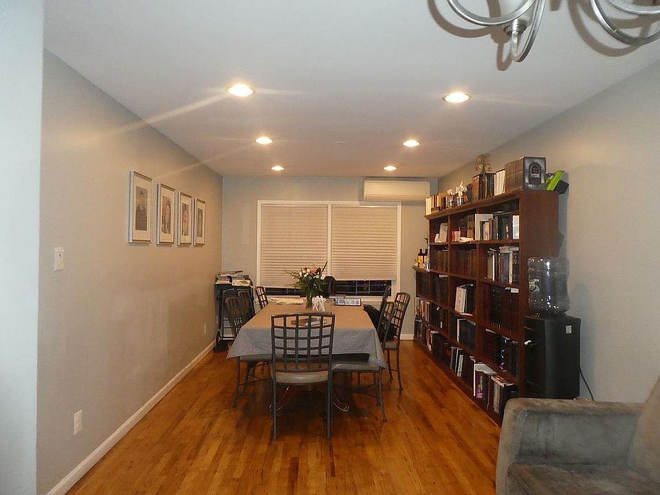 1st image of 419 Beach 9th St