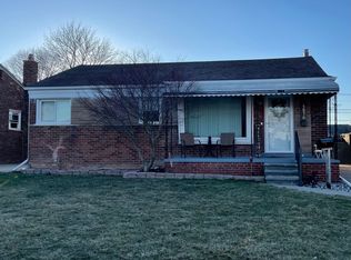 15070 Drake St, Southgate, MI 48195