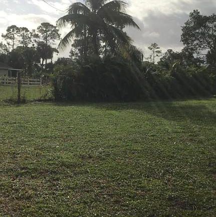 3rd image of 9188 Yearling Dr