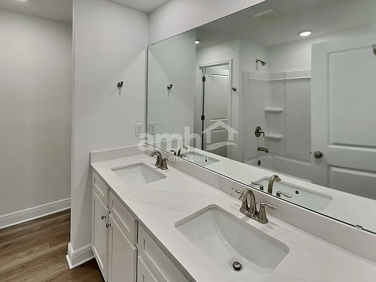 5341 Boulder Creek Cv — Photo 23