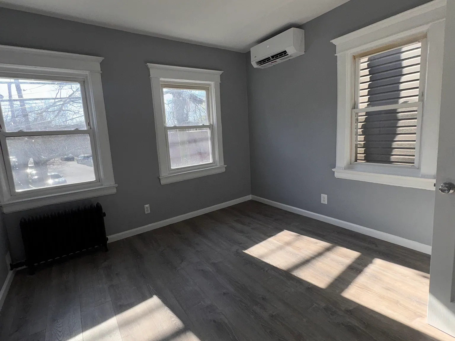 3 bed, $2,200 — Photo 3