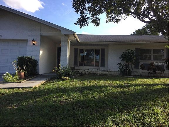 3rd image of 2959 Macalpin Dr N