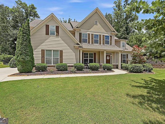 3rd image of 127 Waterlace Way
