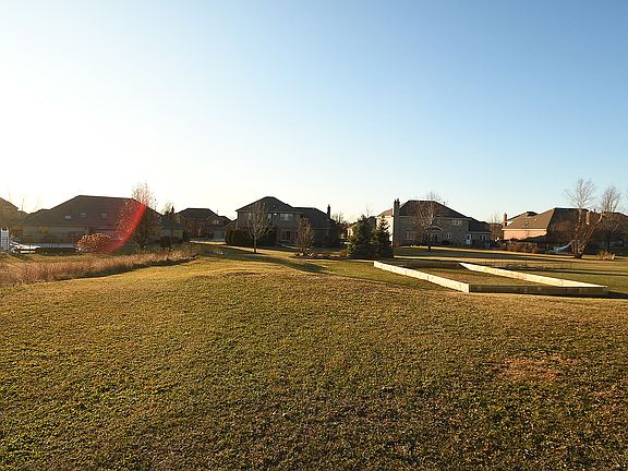 2nd image of 22496 Autumn Dr