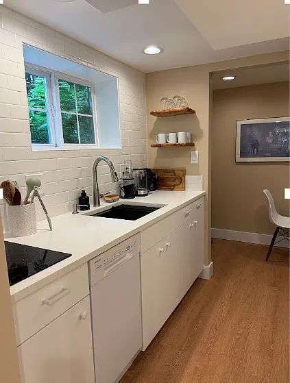 1 bed, 450 sqft, $2,200 — Photo 2