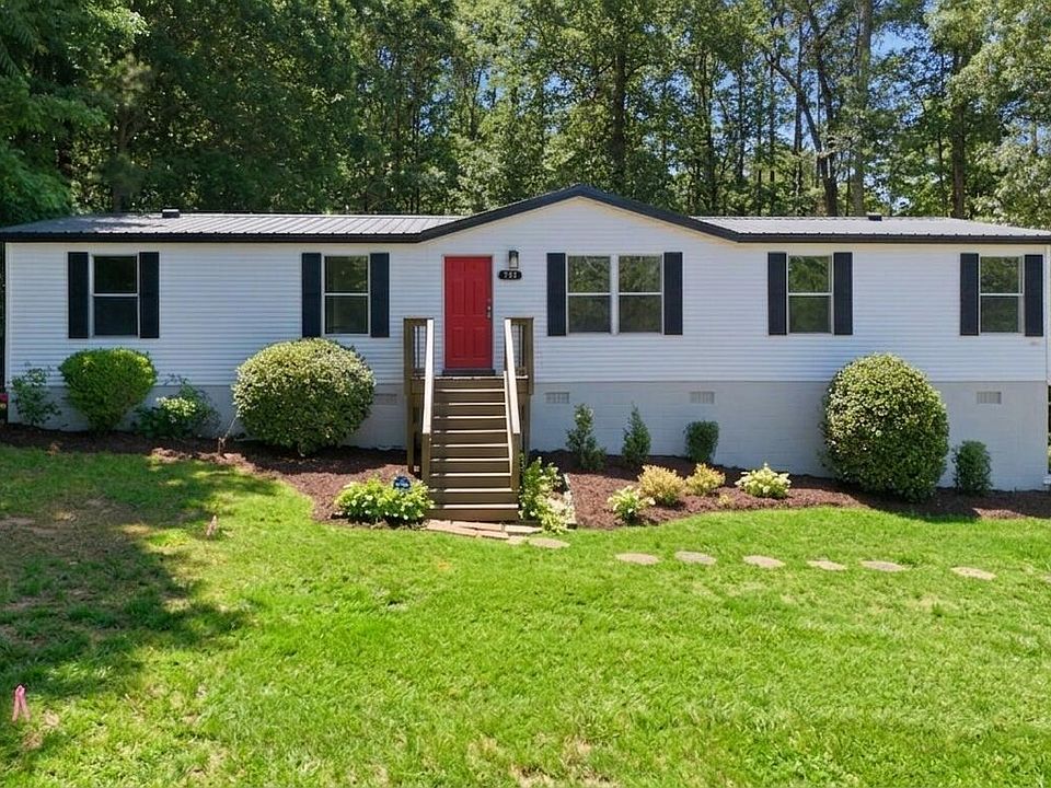 1st image of 733 Lemay Ln