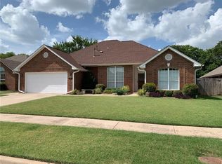 5121 Ladbrook St, Norman, OK 73072