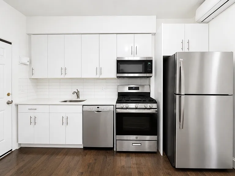 1143 Nostrand Ave #7 — Photo 2