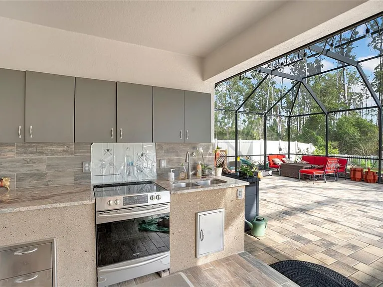 21914 Butterfly Kiss Dr — Photo 35