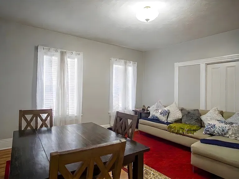 174 Center St #2 — Photo 3