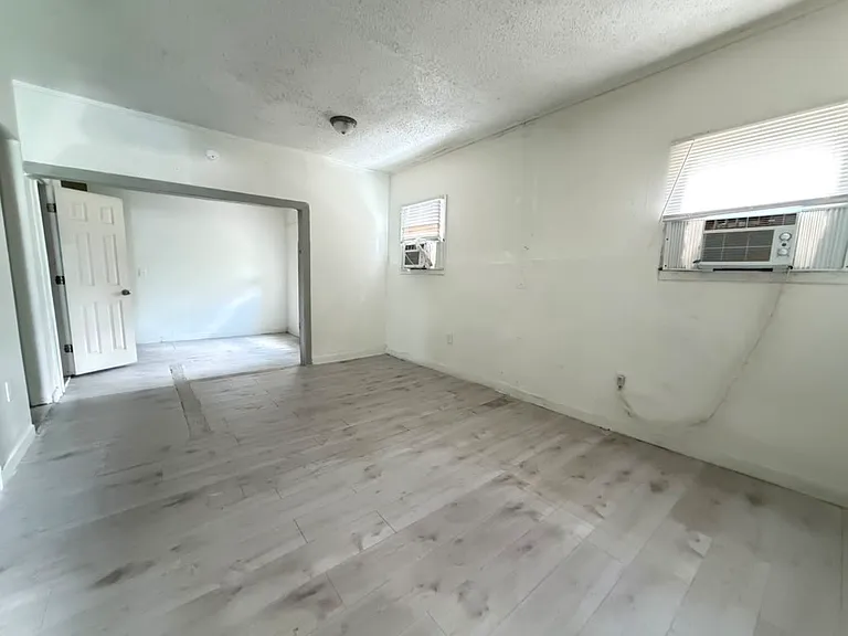 4427 Raleigh St — Photo 34