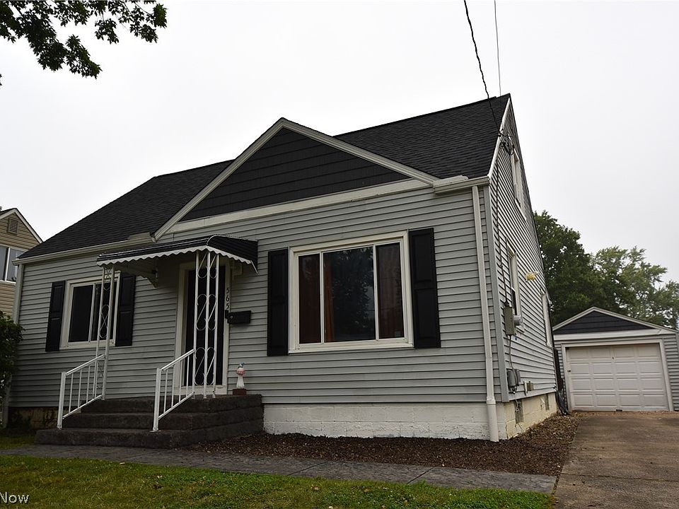 1st image of 565 E Hopocan Ave