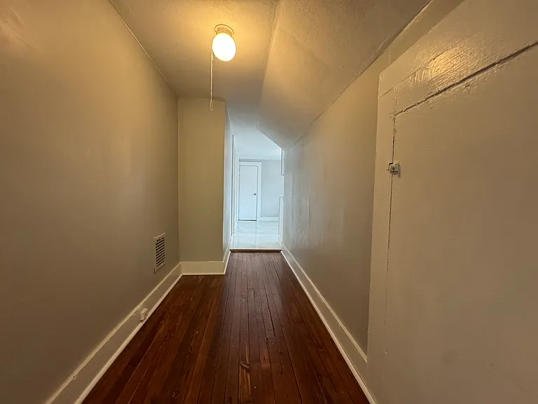 761 Winchester Ave #3C — Photo 8