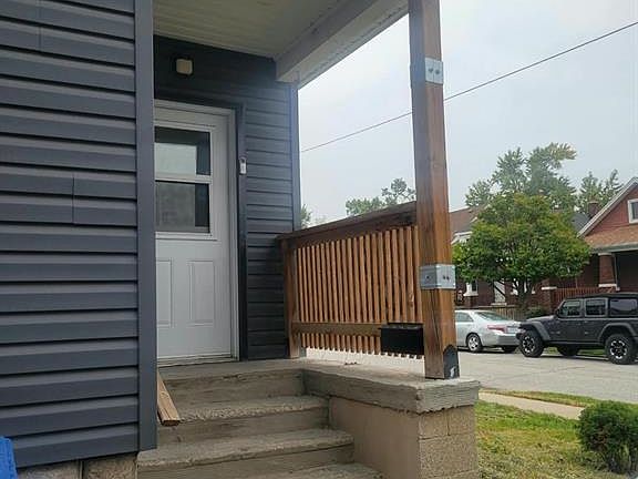 3rd image of 561 Josephine Ave