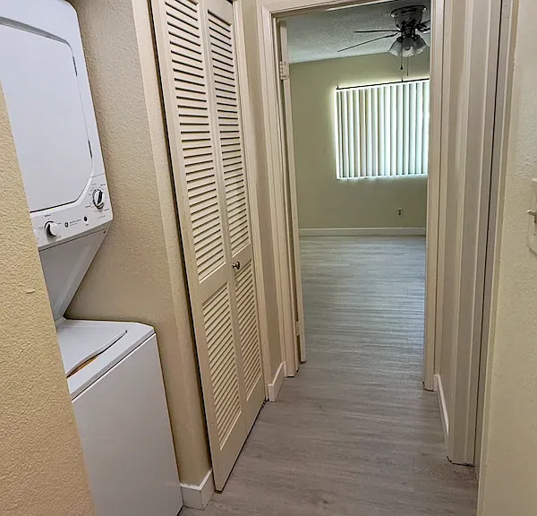 7545 Charmant Dr #1211 — Photo 2