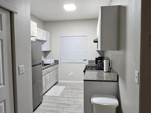 9232 Roseway Dr #D, El Paso, TX 79907