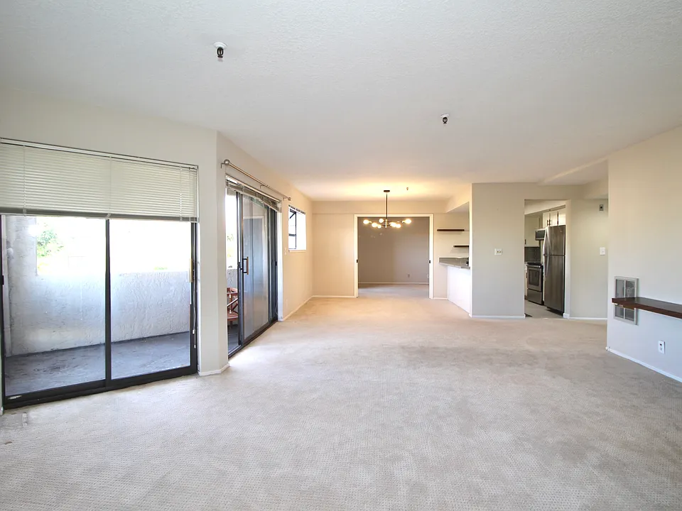 185 Forest Ave #2B