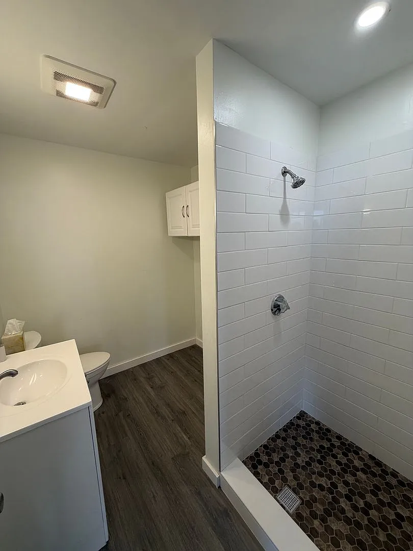 216 Central Street Lowell, MA 01852 — Photo 4