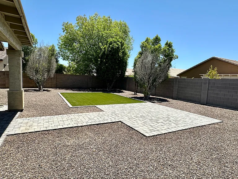 2811 E Tyson St — Photo 2