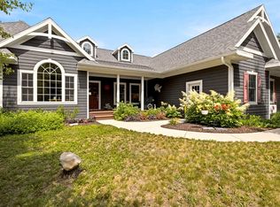 8508 Old Ledge Ln, Fish Creek, WI 54212