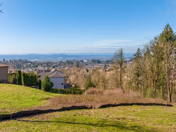 3003 NW 13th Circle, Camas, WA 98607