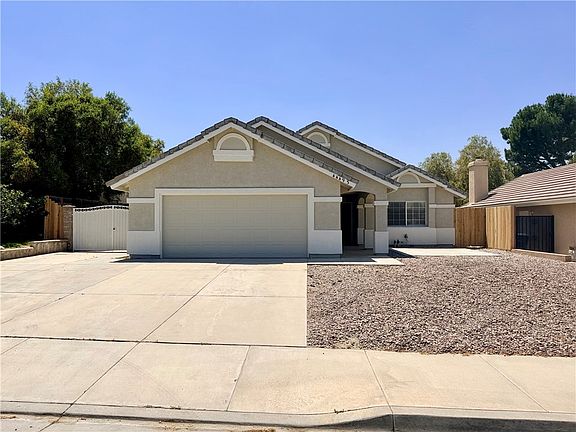 3rd image of 44493 Galicia Dr