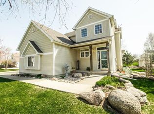 5227 Brook View Ave, Des Moines, IA 50317