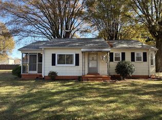 129 Hartley St, Winston Salem, NC 27107
