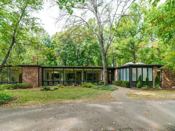 1000 Whigam Rd, Riverwoods, IL 60015