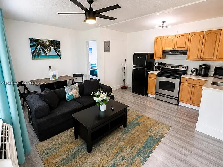 3210 Canal Dr #6 — Photo 8