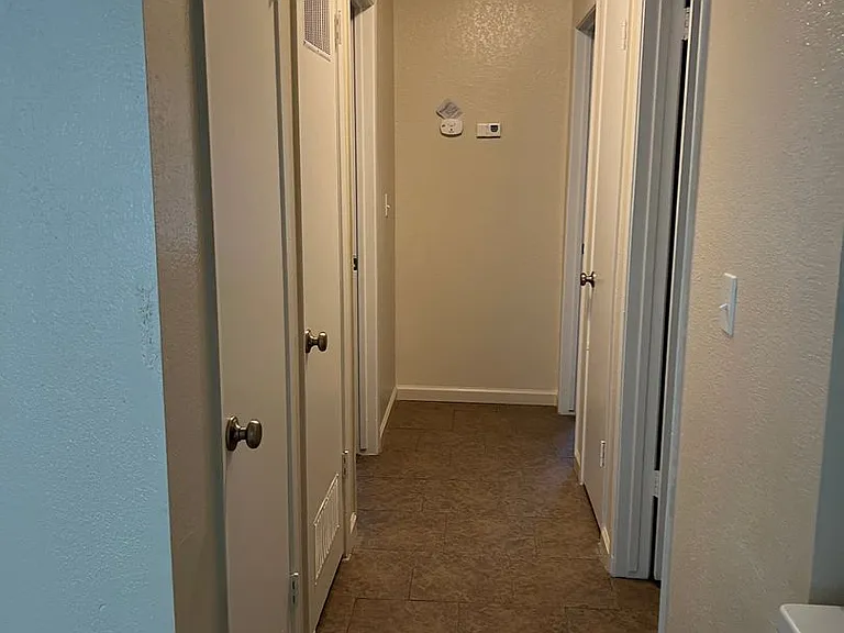 657 W Parlier Ave #126 — Photo 10