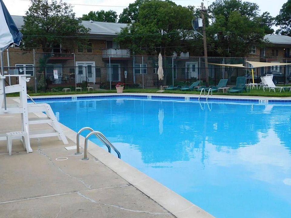 1st image of 193 Evergreen Rd