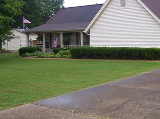 102 Hemlock Rd, Batesville, MS 38606