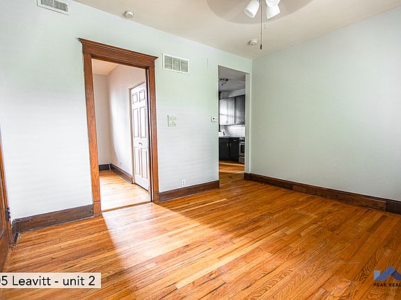 4th image of 2156 W Grace St #1290701