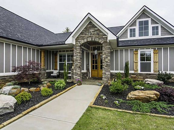 2nd image of 412 Twin Springs Dr