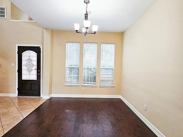 20810 Balmoral Glen Ln — Photo 5