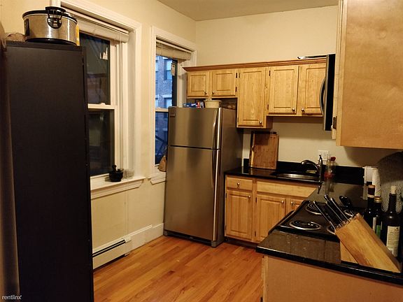 1325 Commonwealth Ave. #2 Boston - Allston Unit Photo 6