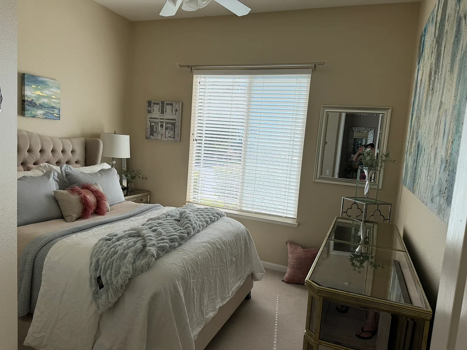 3 bed, 2390 sqft, $1,750 — Photo 2