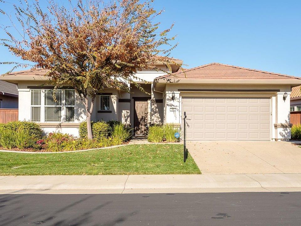 2nd image of 2032 Leighham Dr