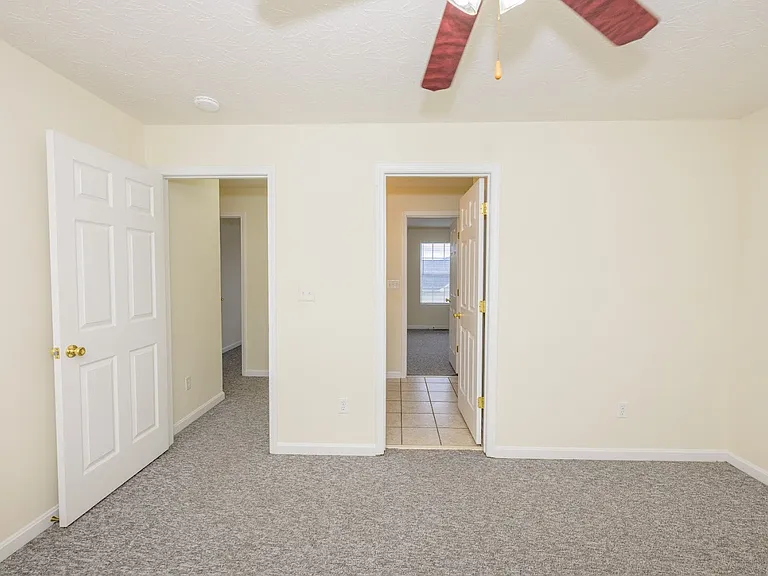 1112 Northridge Dr #B — Photo 14