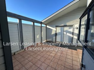 612 Bellaire Dr APT A, Hurst, TX 76053