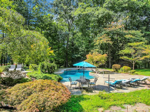 35 Senator Levy Drive, Suffern, NY 10901
