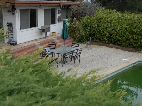 494 Knoll Dr, Los Altos, CA 94024
