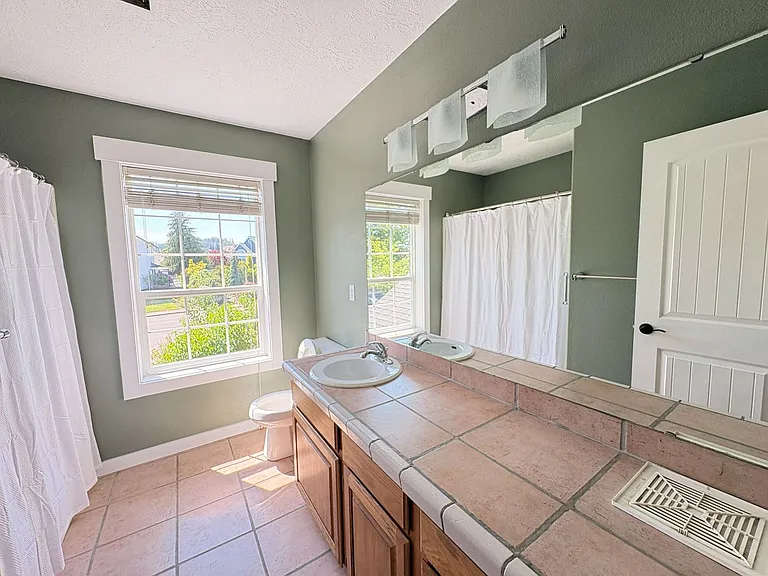 1612 Royalann Ct NW — Photo 14
