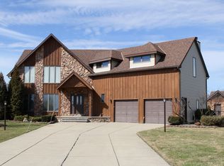 6944 Christi Lane, Wheatfield, NY